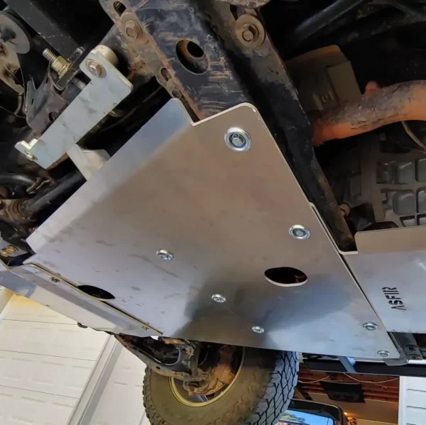 Toyota Land Cruiser 100 / Lexus LX 470 Transmission Skid Plate ...