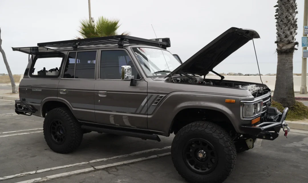 1990 Toyota Land Cruiser FJ62 (37)